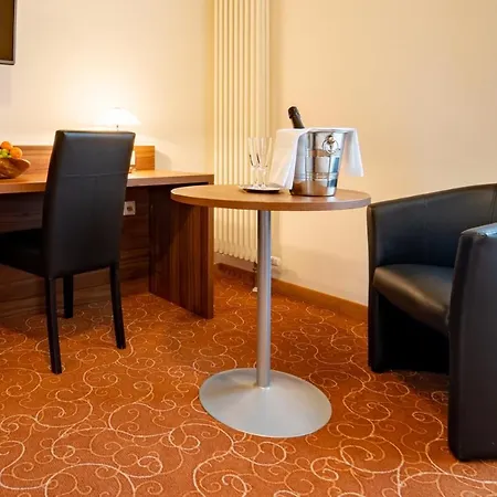 St Georg - 4* רגנסבורג