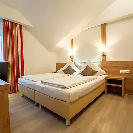 St Georg - 4* Regensburg